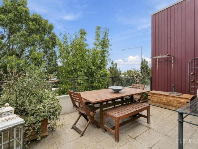 Elegant, Effortless Living Near Top Amenities
