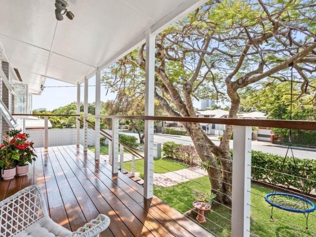 Queenslander Charm in the Heart of Labrador