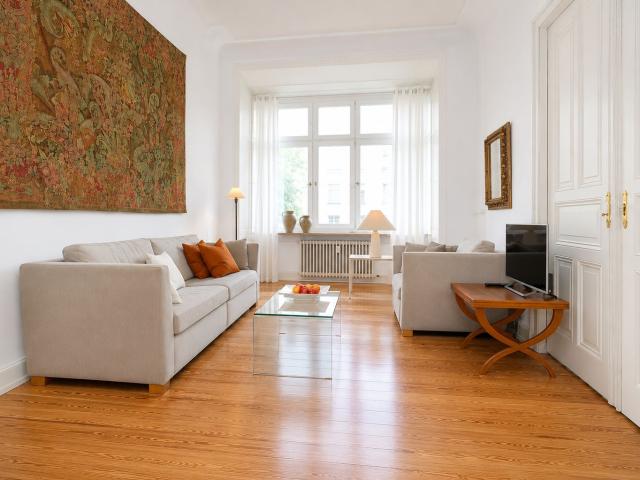 Elegant Furnished 4 Room Period Apartment in Wiesbaden’s Dichterviertel | 109 m² | 2 Bathrooms | Balcony