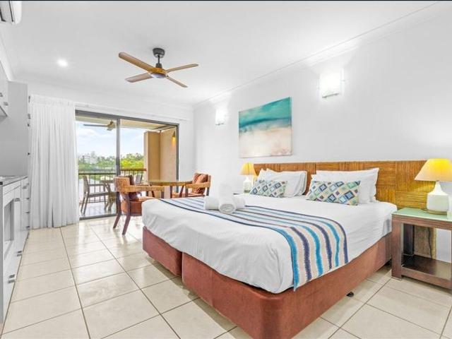 Elegant Furnished Studio with Resort Style Lagoon & Pool Views