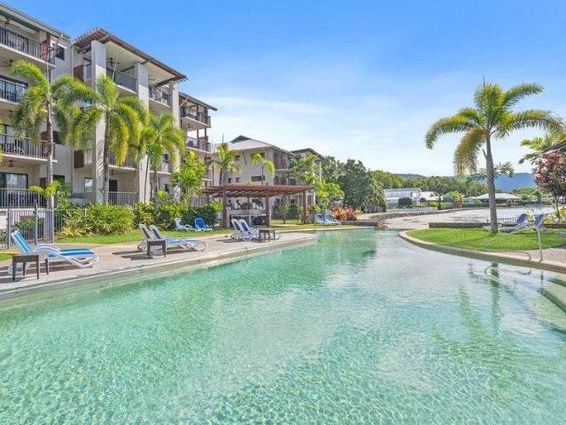 Elegant Furnished Studio with Resort Style Lagoon & Pool Views