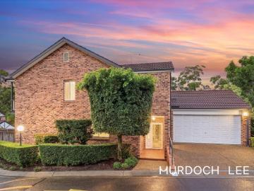 Elegant Family Townhouse with Private Courtyard & Balcony