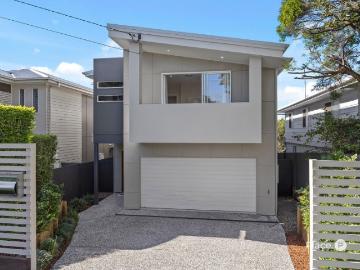 Elegant Family Home in Morningside