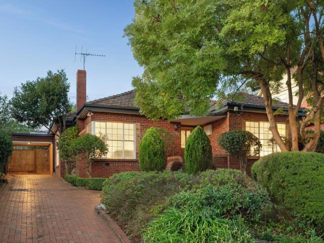 Elegant Family Home in the Prestigious Balwyn High School Zone