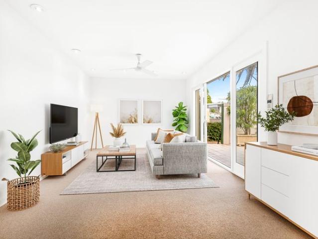 Elegant Family Home with Pool and Grandstand Harbour Views