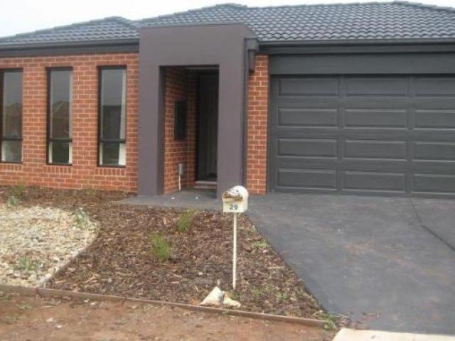 Elegant Family Living Awaits One Week Free Rent!