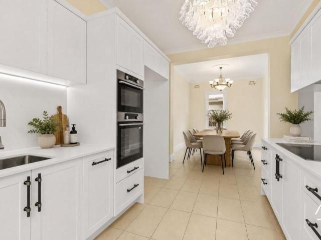 Elegant Family Living in a Prestigious Mosman Setting