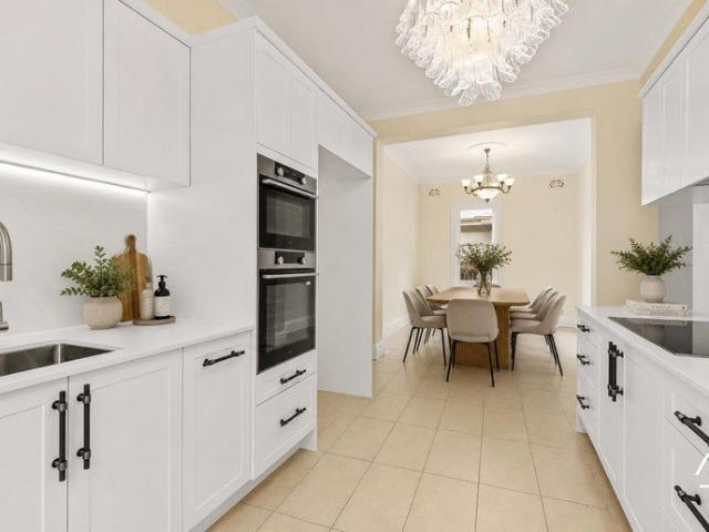Elegant Family Living in a Prestigious Mosman Setting
