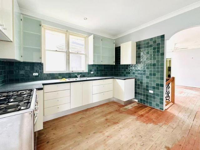 Elegant Family Living in Prestigious Longueville | 12 months lease term only!