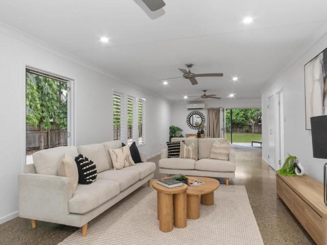 Elegant Family Living in the Heart of Hyde Park Yard Maintenance Included