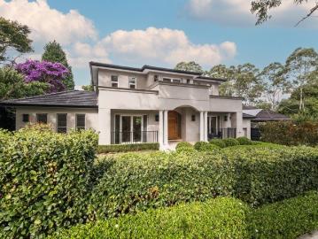 Elegant Family Living with Bespoke Design and Resort Style Appeal