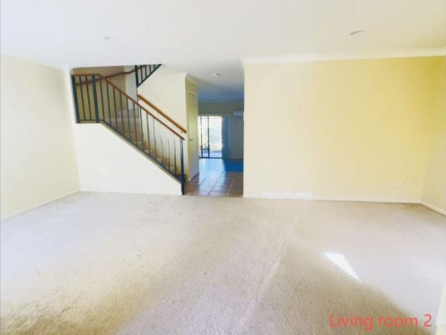 Elegant Golf Course Living in Secure Gated Community