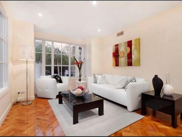 ELEGANT & GRAND TOWNHOUSE IN SECURE COMPLEX