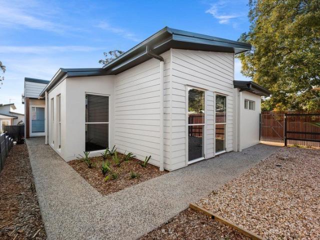 Elegant Hamptons Living in One of Toowoomba's Most Sought After Locations