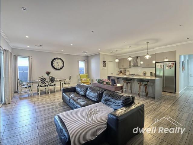 Elegant Home in Bayswood
