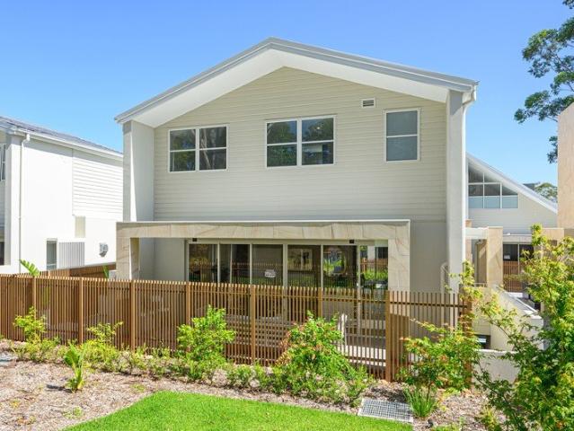 Elegant House Sized Living in Prestigious Stonegate Estate