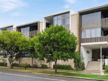 Elegant Inner City Living at Verde Bulimba