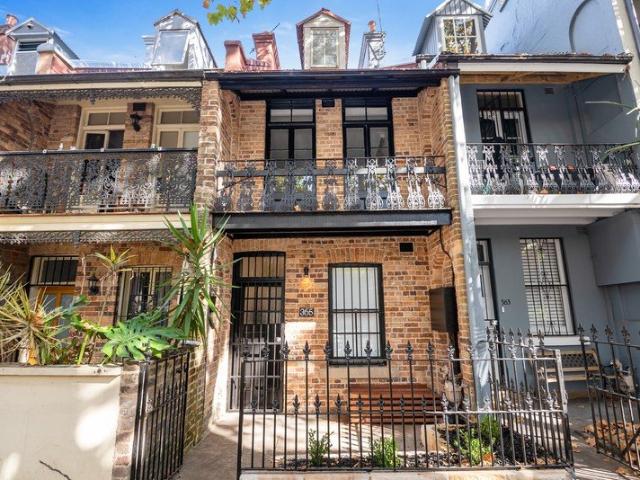Elegant Inner City Terrace with Courtyard
