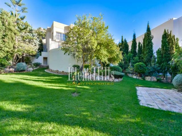 Elegant luxury villa with pool and garden in Altea Hills, Altea, Alicante