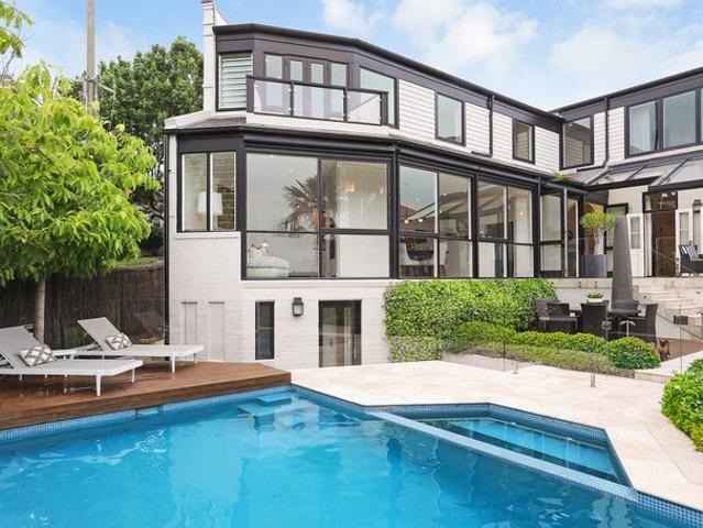 Elegant luxury home with views and north east aspect in a premier Balmoral location