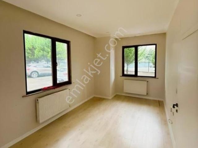 Elegant Lıfe'dan Site İçerisinde 1+1 Kiralık Daire