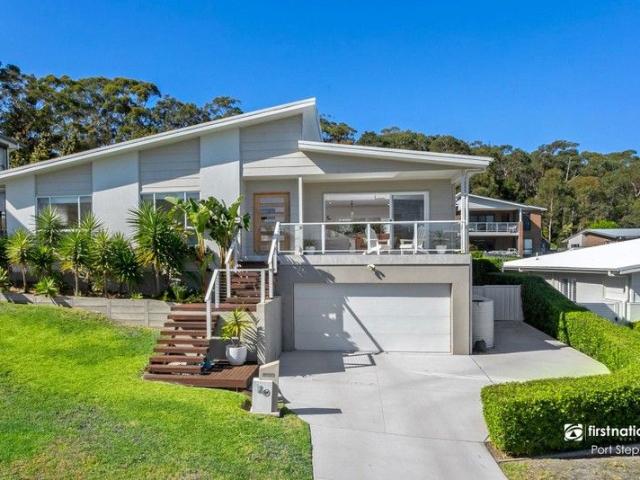 FAMILY LIVING AT ITS BEST GUIDE $1,200,000