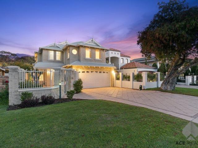 ELEGANT LIVING, GRAND PROPORTIONS