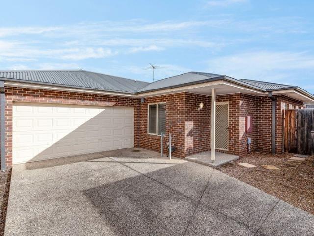 Elegant Living, Secluded Setting, Own Title