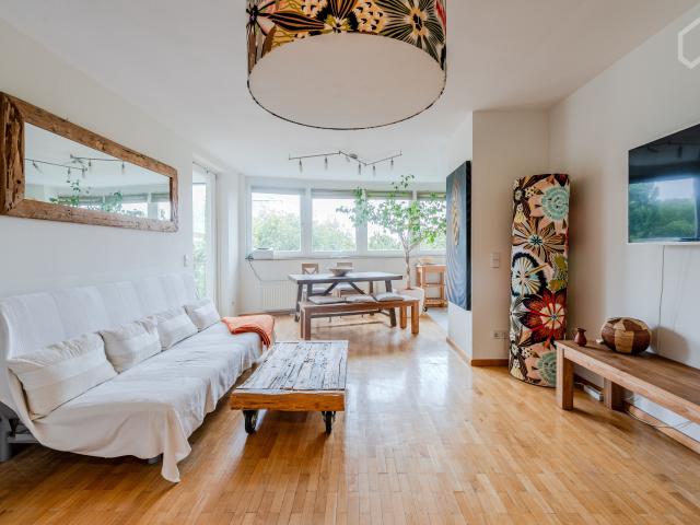 Elegant loft with balcony and underground parking spot in preferred location in Wilmersdorf, Berlin