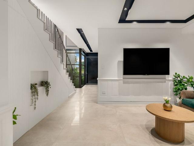 Elegant parkside duplex