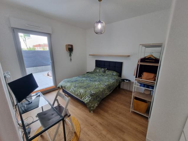 Elegant & quiet 2 bedrooms apartment with terrasse