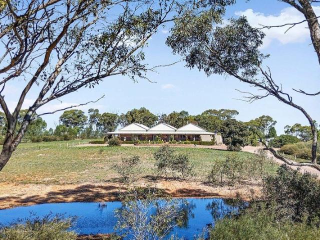 Elegant Rural Living on 27 Scenic Acres