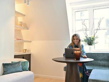 Elegant renovated 2 rooms hotel suite spirit Saint Germain des Prés