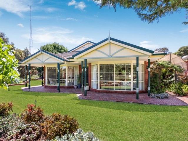 Elegant Retreat with Spacious Living & Stunning Garden Views