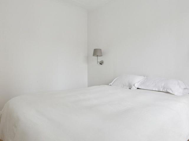 Elegant & Spacious Parisian Apartment with Stunning Views in the 7th district, Paris Amsterdam Apartments for Rent