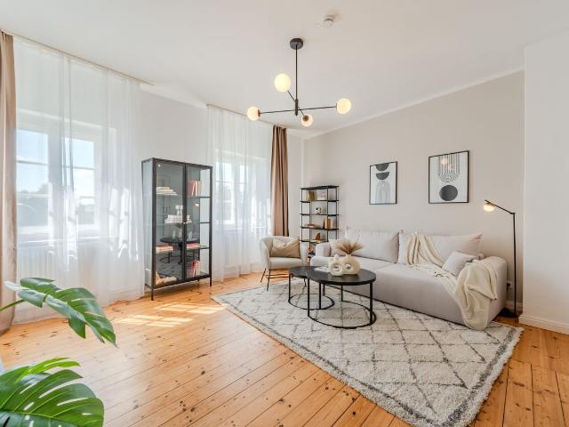 Elegant & spacious 2 bedrooms apartment in exclusive Zehlendorf, Berlin Amsterdam Apartments for Rent