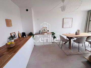 Élégant T4 de 93,6 m² avec terrasse – Avant dernier étage – Résidence primée & centre ville à pied