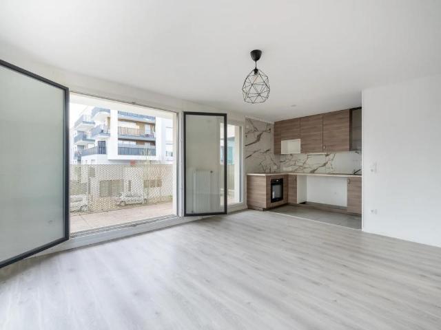 Élégant T3 lumineux à Cergy avec balcon