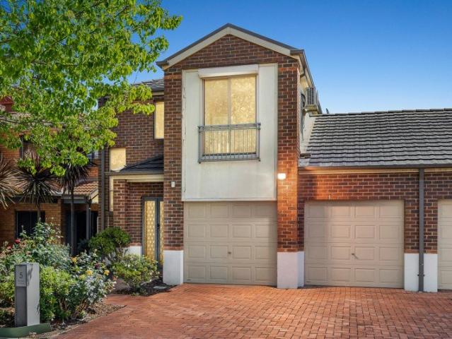 Elegant Two Storey Townhouse with Double Garage