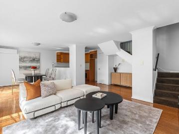 Elegant terrace living