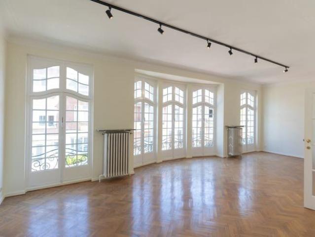 Elegant townhouse 4 bedrooms – for rent in Montgomery