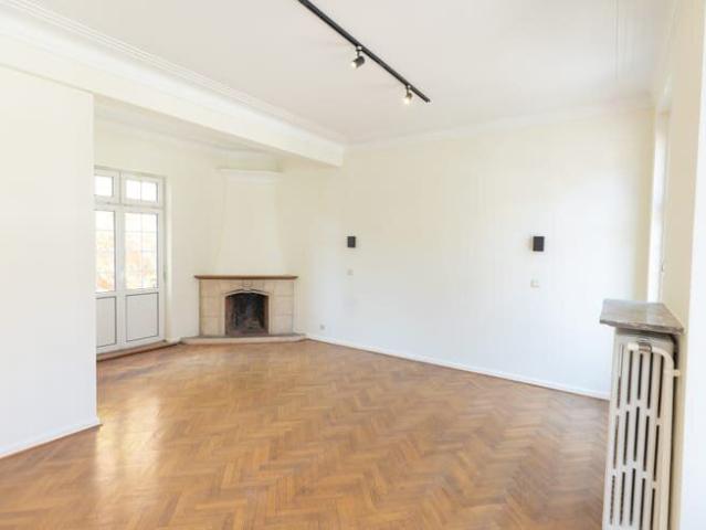 Elegant townhouse 4 bedrooms – for rent in Montgomery