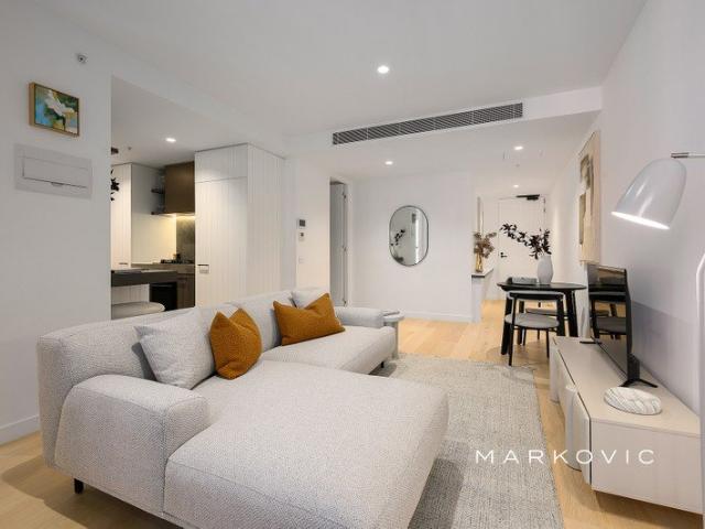 Elegant Urban Sanctuary