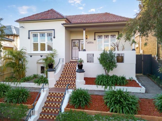 Elegant Victorian Character Meets Contemporary Family Living