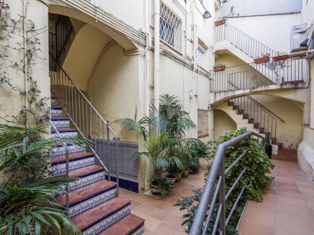 Elegant 1 bedroom apartment 400 meters from Plaza Catalunya
