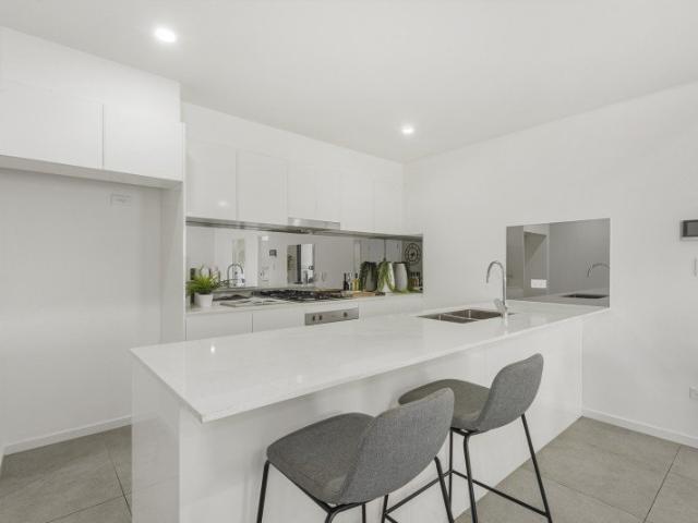 Elegant 1 Bedroom Apartment