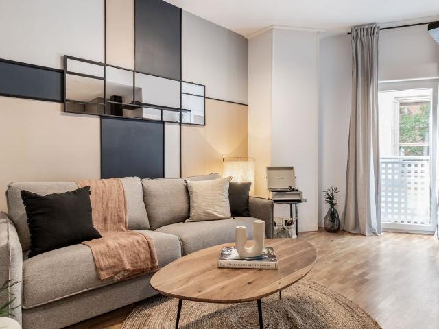 Elegant 1 Bedroom Apartment with Modern Design and Air Conditioning in Santa Brígida, Madrid Amsterdam Apartments for Rent