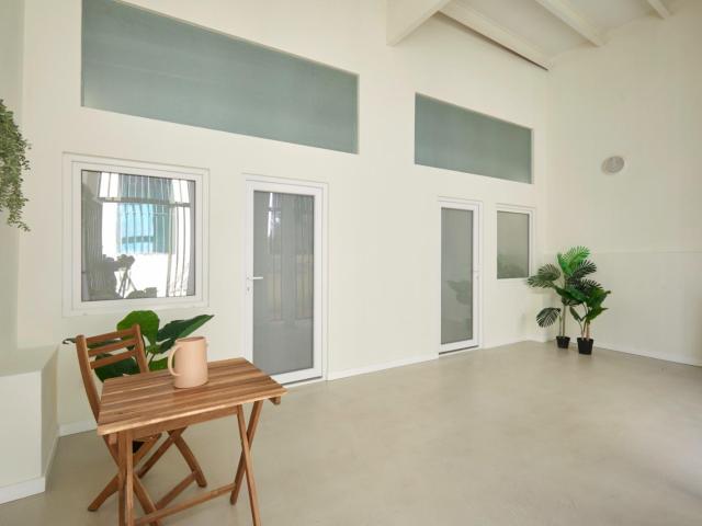 Elegant 1 bedroom mezzanine apartment near the Sant Antoni metro
