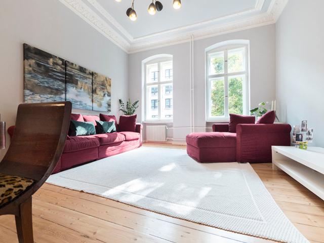 Elegant 2.5 Room Apartment with Courtyard View on Kreuzberg Bergmannstraße