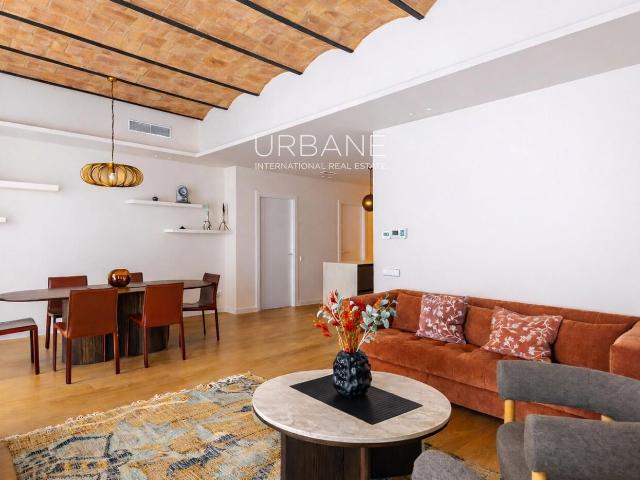 Elegant 2 Bedroom Apartment on Iconic Avenida Diagonal